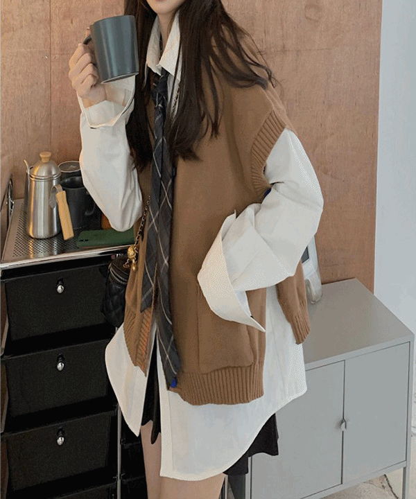 캣스트릿 무료배송 [코디세트 셔츠+베스트] 복고프레피 오버핏투피스룩 A.상의 캣스트릿 캣스트릿